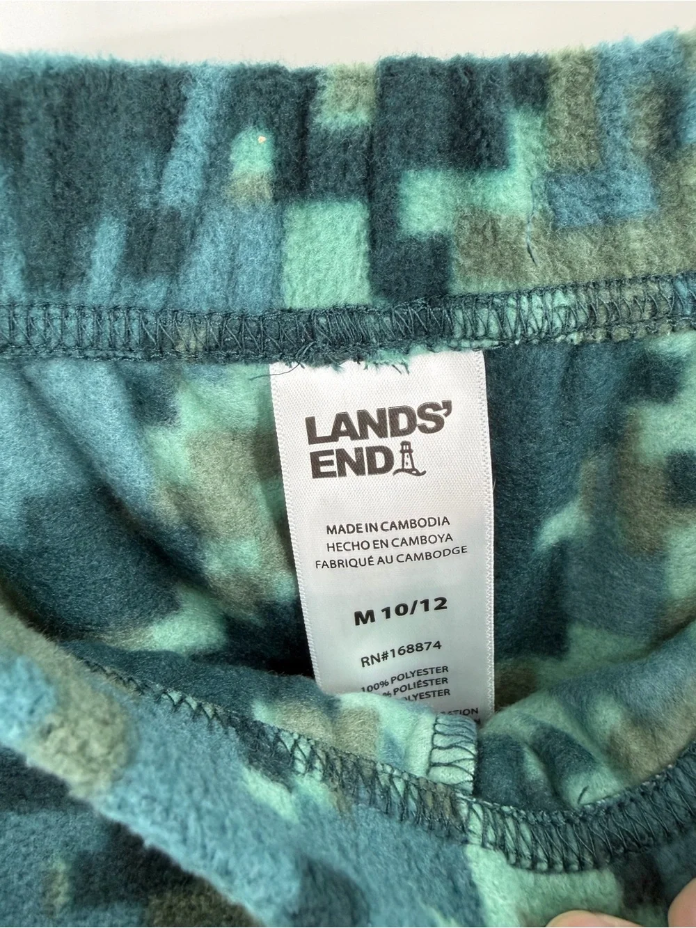 Lands’ End Green Pixelated Camouflage Fleece Pajamas Size M 10/12